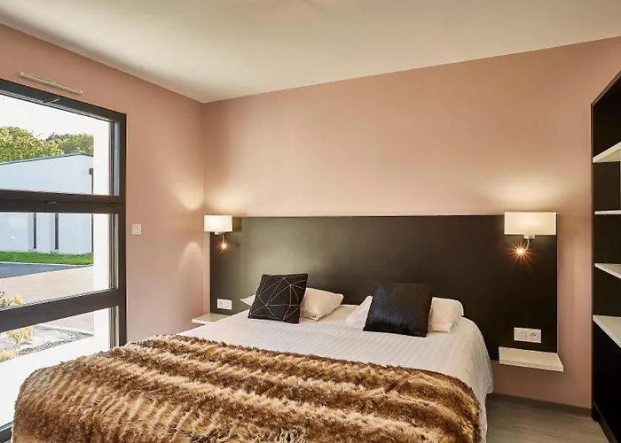 Lodge Village By Logis *